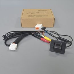 Auto achteraanzicht Camera voor Mazda 3 Mazda3 Axela BM Sedan 2014 2018 RCA Originele scherm Compatibele back -up omgekeerde camerasets