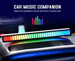 Car Contrôle du son de voiture Light RGB VOCEACTIVATED MUSIC RHYTHM AMMIENT Lampe avec 32led 40led Home Decoration7084122