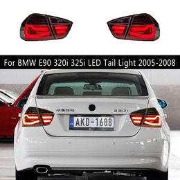 Lampe arrière de style automobile pour BMW E90 320I 325I Light Tail LED 05-08 Frein Inverse Parking Running Lights Filtrage Assemblage Signal de virage