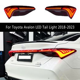 Style de voiture Streamer clignotant indicateur lampe arrière feux de freinage pour Toyota Avalon feu arrière LED 18-23 ensemble de feu arrière