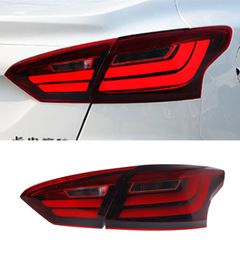 Luz trasera de estilo de coche para Ford Focus Sedan 2012-2014 guía de luz LED modificada luces de circulación luces de señal de giro de freno