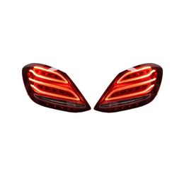 Auto-achterlichtmontage Draai Signaal LED-staartlicht voor Benz W205 C180 C200 C260 C300 2014-2021 Mistrem Running Parkeergave omgekeerde achterlamp