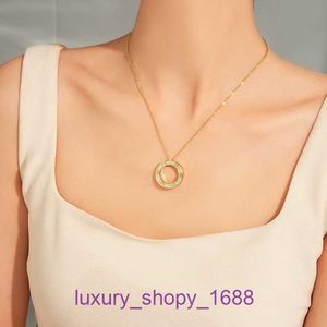 Collier de pneus de voiture pour femmes et hommes boutique en ligne Big Cake Femmes Full Sky Star Petit Design Lumière Luxe Pendentif Rond Persona Gratuite Avec Boîte Originale Pan