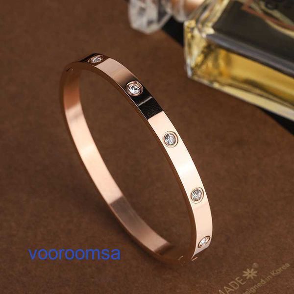 Bracelet de créateur de luxe populaire de pneus de voiture Japon et Corée du Sud Nouvelle vente chaude Bracelet de couple en acier titane or rose Saint Valentin avec boîte d'origine