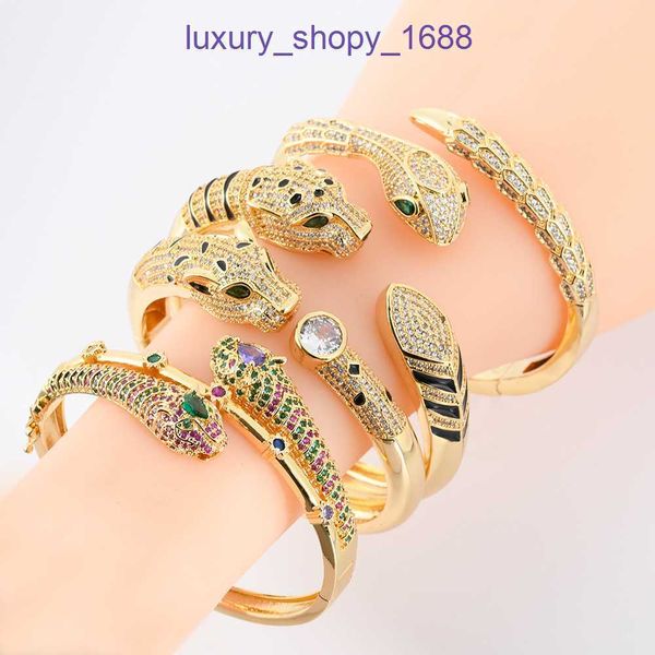 Pneus de voiture populaire bracelet de créateur de luxe nouveau style zircone colorée personnalisé exagéré animal tête de léopard serpent en forme de mode ont une boîte d'origine