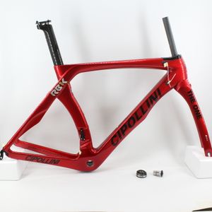 Bastidores de camiones para automóviles Llegada Red 700C Racing Road Bike T1100 3K Marco de bicicleta de fibra de carbono completo Forkseatpostclampheadset 230314