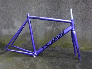 Supports de camion de voiture TSUNAMI SNM100 Frameset Fixed Gear 700c Cadre et fourche en aluminium 49cm 52cm 55cm 58cm Cadre de vélo à vitesse unique de haute qualité 230621