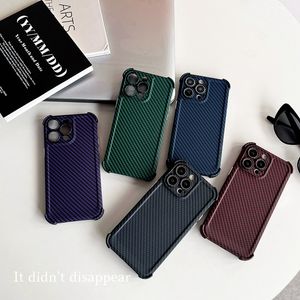 Koolstofvezel Zachte TPU-hoesjes voor Iphone 15 Pro Max 14 Plus 13 12 11 Iphone15 Verticaal Vierhoeks Anti-val Schokbestendig Mobiele smartphone Achterkant Huid Groothandel