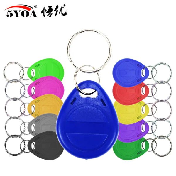 Carte 50pcs / lot EM4305 T5577 125 KHz Copie réécrit réécrivable Rewrite Keyfobs RFID Tag Key Ring Carte Proximity Token Badge Duplicated