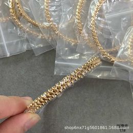 Kaart v Gold High Edition Point Rivet Bullet Head Smal Edition armband PLATED 18K Rose Gold Fashion Paar armband
