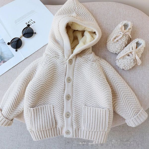 Cardigan ropa de otoño e invierno niñas engrosadas con capucha más suéter de lana abrigo bolsillos mujer bebé niños cardigan 231012