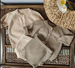 Cardigan bébé garçon fille vêtements ensembles automne pull tricoté haut Bloomers Shorts tenues ensembles coréen enfants bébé fille tricot pull vêtements 231017