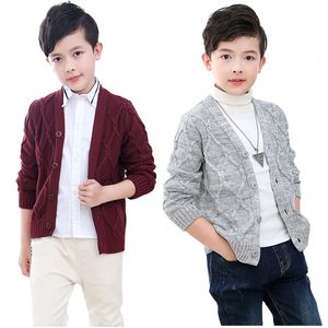 Cardigan s printemps automne garçons pull couleur unie garder au chaud tricot Jacquard tissage col en v pour les enfants de 2-10 ans 221128