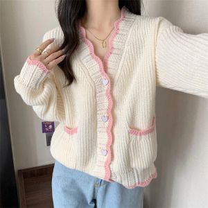 Cardigans Doux blanc tricoté Cardigan femmes 2023 automne hiver coeur boutons à manches longues pull femme Style coréen tricots en vrac femme