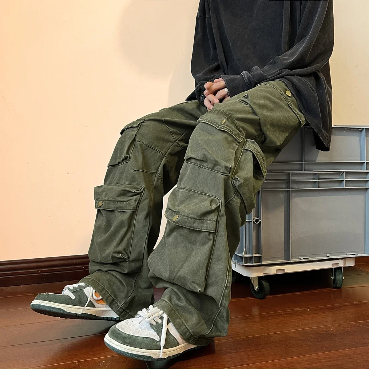 Spodnie towarowe wielopapłaniowe kombinezon harajuku męskie luźne spodnie szeroko nogowe spodnie ulicy swobodny hip-hop prosty mop spodni wysokiej talii