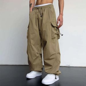 Pantalons de parachute de cargaison Men Harajuku Streetwear surdimensionné Y2K HIP HOP JOGGERS LIGNES BAGGY TECHWEAR TECHWEAR PANTAL PANTAL 240409