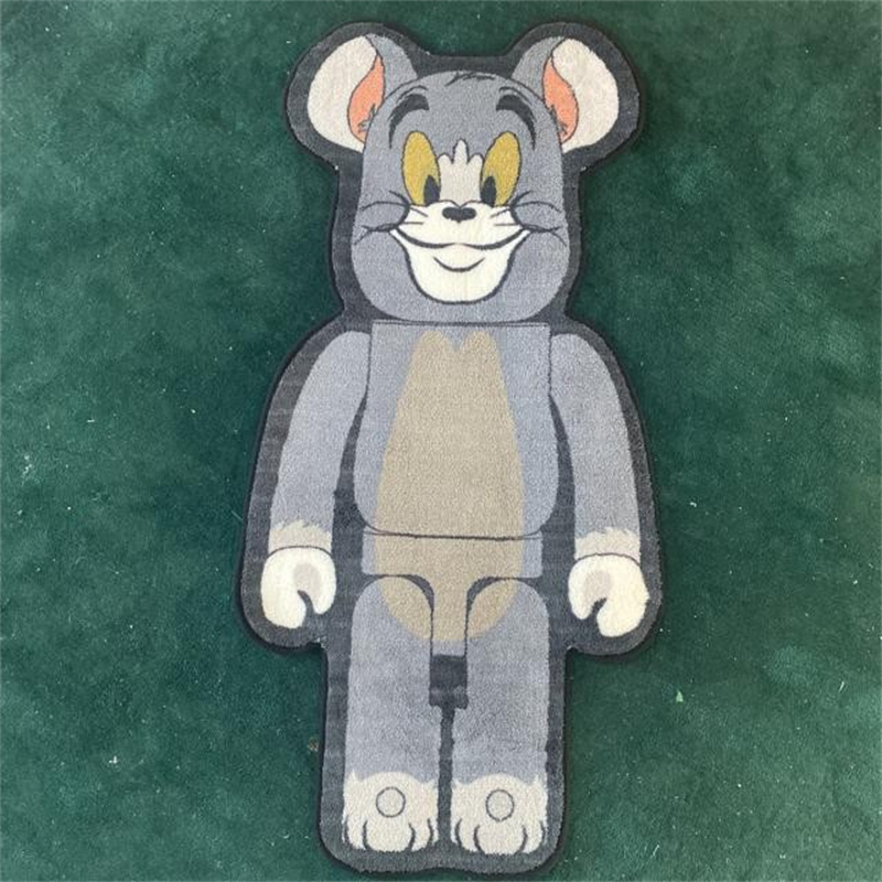Carton de sol de tapis concepteur de caricatures violents ours de sol
