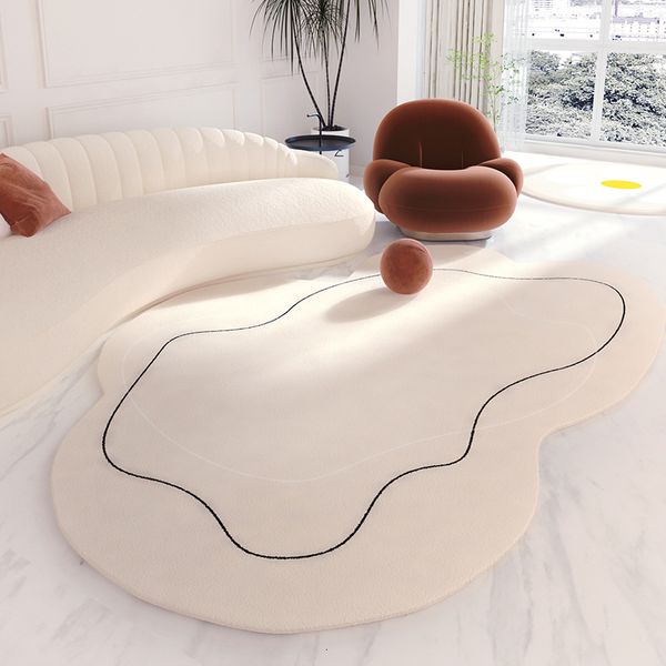Alfombra minimalista para sala de estar, alfombra para dormitorio con forma Irregular de felpa blanca esponjosa, alfombrilla antideslizante para mesa de centro personalizada 230704