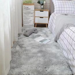 Tapis doux petits tapis pour chambre moelleux antidérapant TieDyed flou Shag peluche Shaggy chevet tapis salon 231019