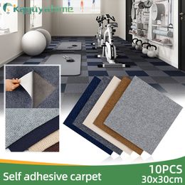 Tapis 10 pièces tapis auto-adhésif carré 30x30cm peler et coller autocollant amovible pour bricolage ameublement carrelage mural couloir intérieur 230830