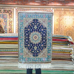 Carpets 2'x3 'Tapis de soie oriental Bleu foncé à la main