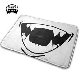 Tapis anime sourire pour masque de visage doux de chambre intéressante