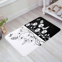 Tapijten zwart -witte bloem libel vlinder vlinder keuken portier slaapkamer badkamer tapijt huis houd deur mat gebied tapijten huisdecoratie