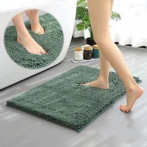 Carpets CHENILLE FLOOR MAT QUALITÉ PLUSATILE UTILISATION SUPER SUPER NON SLIP Pour nettoyer les articles de support chaud Absorbant Maison Facile O0B3