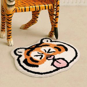 Tapijten Chinees jaar van de tijger cartoon schattige badkamer absorberende mat toilet deurmat pluche tapijt ingang niet -slip tapijt huisdecoratie