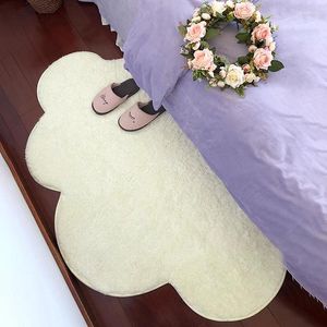 Tapis de tapis de chevet en forme de nuage de tapis de chambre à coucher doux tapis de chambre à coucher moelle