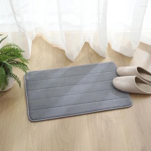 Tapis en mousse à mémoire de forme en molleton de corail, pour décoration de maison moderne, salle de bains, toilettes, tapis de sol, pied d'entrée, chambre à coucher, tapis de chevet gris