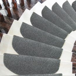 Tapis EHOMEBUY Tapis 2022 Tapis d'escalier Accueil Absorption acoustique Antidérapant Solide Gris Style européen Lavage mécanique Vendu par 1 pièce