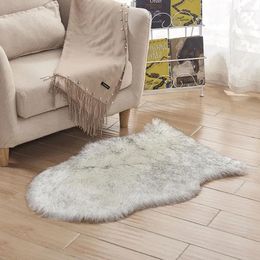 Tapis en faux fourrure de fourrure pour canapé tapis poilu.