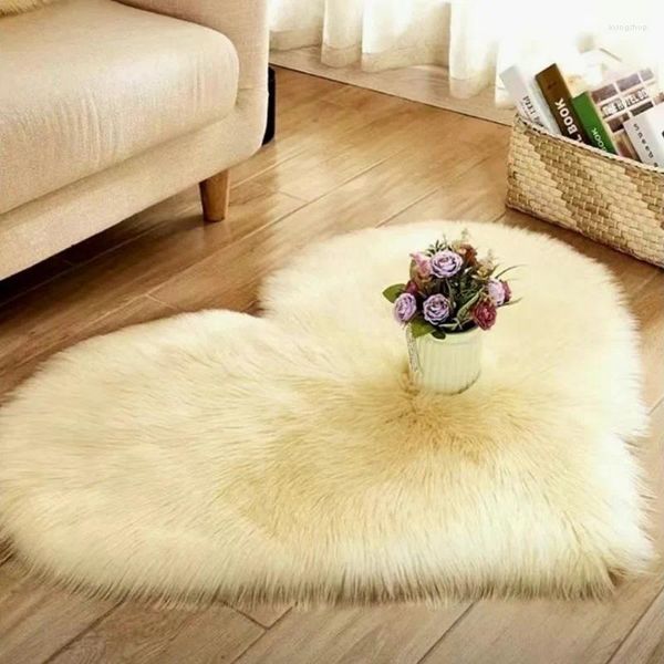 Alfombras corazón imitación de alfombra suave estera de lana nordic moderno falso alfombras esponjosas para decoración de la sala de estar lavable