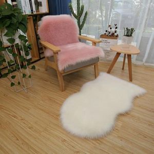 Carpets Home Decor Tapis long Tapis à plancher non glissement Protection de sol en fausse fourrure Tapis de mouton de chambre à coucher tapis doux