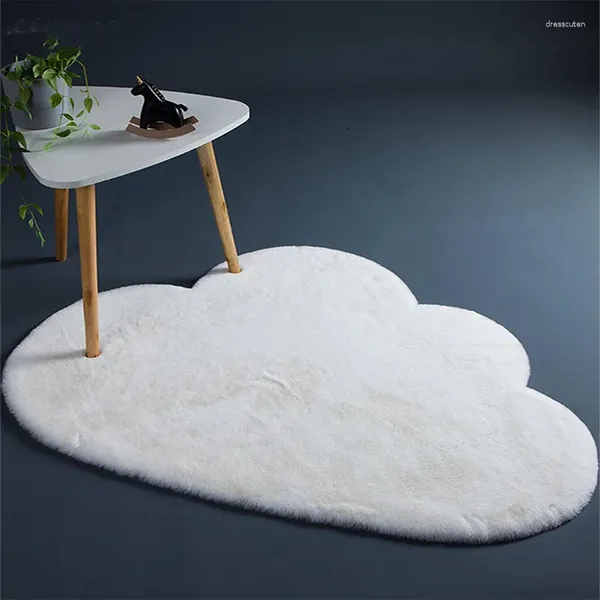 Tapis imitation cheveux sans cheveux dessin animé nuage blanc antidérapant pour salon chambre tapis tapis de sol chevet en peluche décor à la maison