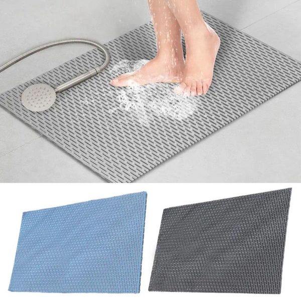 Tapis de douche de tapis avec trous de drain