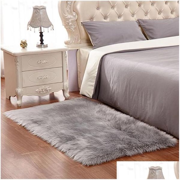 Carpets Soft Fluffy Faux Fur Area Tapis pour la chambre à coucher Salon Extra confort