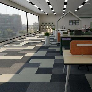 Carpets Fournisseur Achetez des carreaux de gros tapis Stock pour les bureaux Prix unitaire / pièce