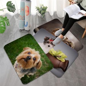 Tapijten Yorkshire Terrier Dog Puppy Gedrukt Flanel vloermat badkamer decor tapijt non-slip voor woonkamer keuken welkom deurmat