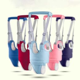 Carriers Slings Sackepacks Baby Learning Walking Bilding Baby Walker Toddler Rope Boy Girl Seat Walk Anti-Fall Baby Baby Dual Use Child Traction Corde Artefact Y240514