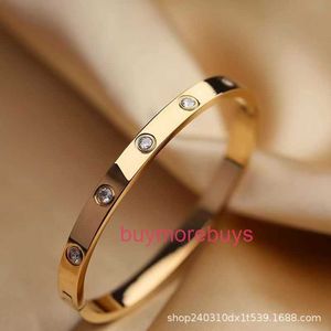 Carrtre Designer schroef armband luxe sieraden originele trendy 18k gouden diamant voor vrouwen mannen nagelarmbanden zilveren sieradenarmband kmmt