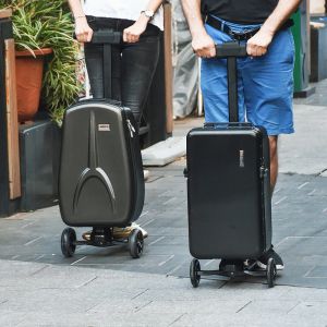 Carry-ons Costume de charge intelligente transport à bagages Boîte à embarquement électrique Travel Sac à bagages de concept.