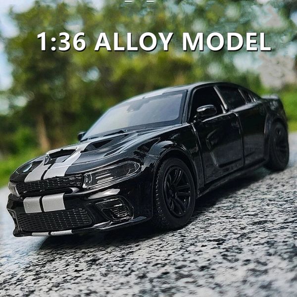 Autos 1/36 Dodge Durango Charger Hellcat Srt Aloy Sports Model de Simulación de metal simulación de metal Collection Collection Regalo