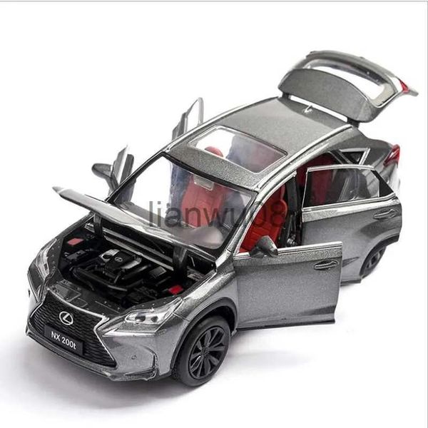 Coches Coches modelo fundido a presión Coche de juguete para niños Alta simulación Lexus NX200 Juguete de aleación SUV Modelo de vehículo fundido a presión de metal Sonido y luz Niño para