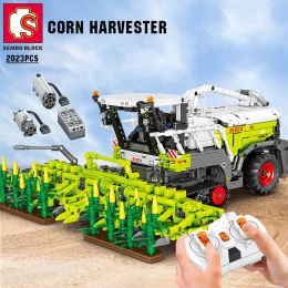 COS Modelo de Diecast Semblo Block Farm Tractor 2023pcs Harvester de maíz técnico Bloques de construcción RC Ciudad Ciudad Vehículo