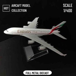 Voitures Échelle 1 400 Réplique D'avion En Métal 15cm Emirates Airlines Modèle Aviation Moulé Sous Pression Miniature Éducatif Enfants Jouet pour Enfants Garçon 0915