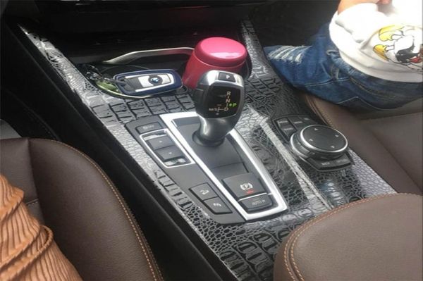 CarStyling nuevo 3D5D fibra de carbono Interior del coche consola central cambio de Color moldura pegatina calcomanías para BMW X3 F25 X4 F26 2011179068216