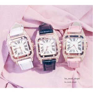 Carteras Light Luxury Kemanqi Brand Square Dial Diamond Bezel Leather Band Carteras Womens Watches Delicate Ladies Watch Quartz Polshipes 576