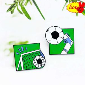 doos voetbal Emaille Pins Creatieve Dier Broches Kids Rugzak Decoratie Sieraden Vrouwen Jas Revers Pin Badges Gift